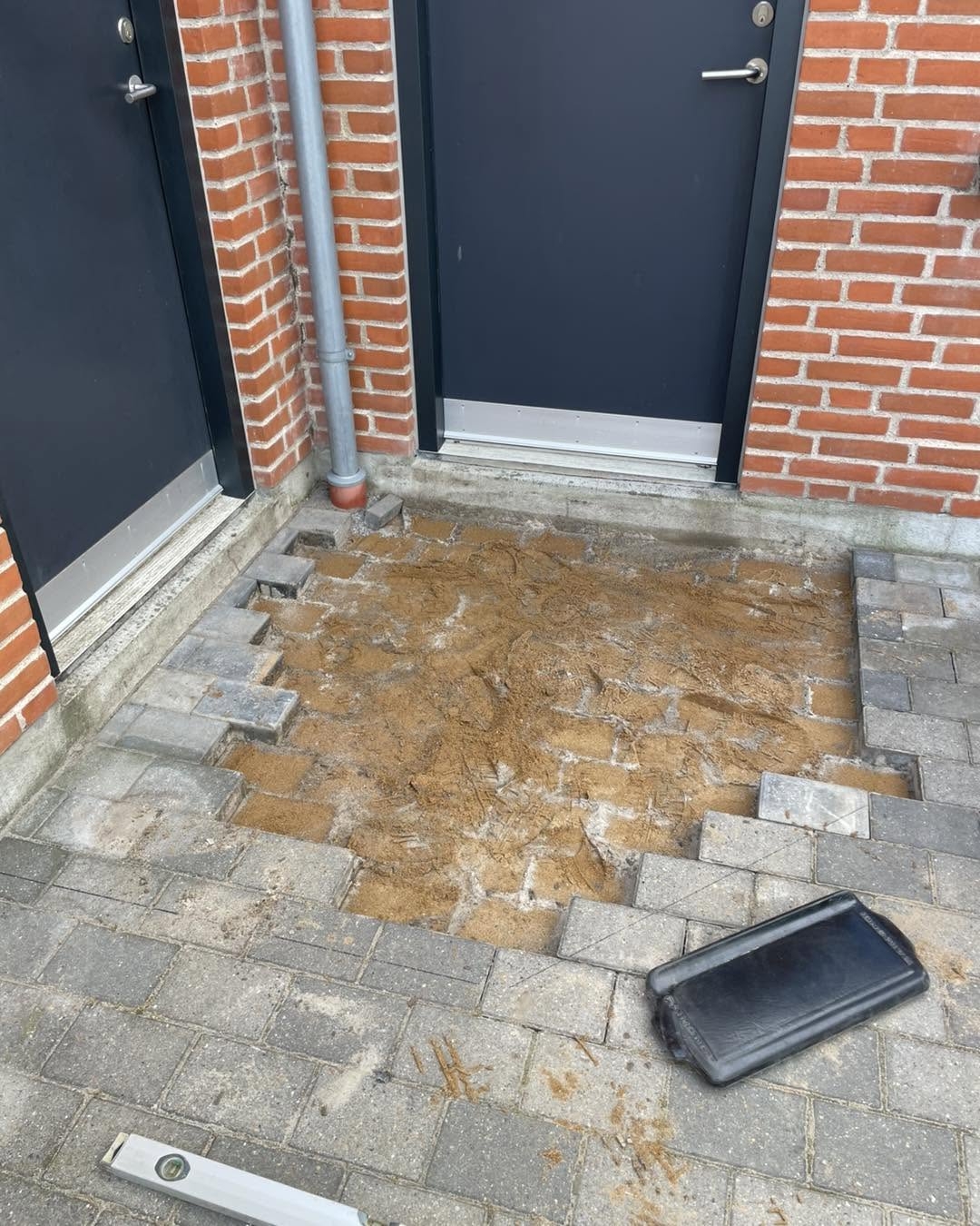 Inden Belægning til udendørs trappe foran hoveddør
